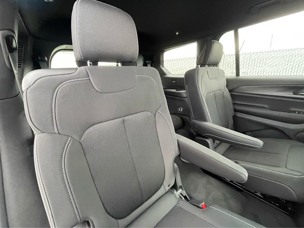 Thumbnail: 2025 Jeep Grand Cherokee L - 10