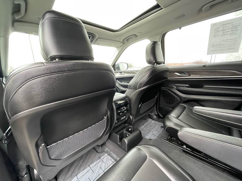 2024 Jeep Grand Cherokee L Limited Edition 13