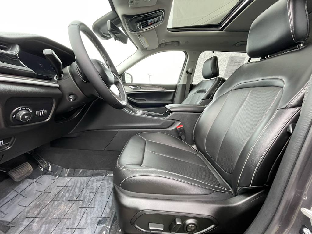2024 Jeep Grand Cherokee L Limited Edition 11