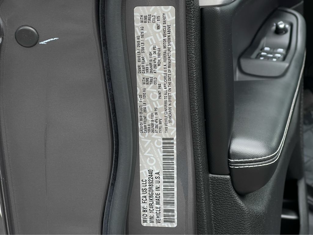 2024 Jeep Grand Cherokee L Limited Edition 17