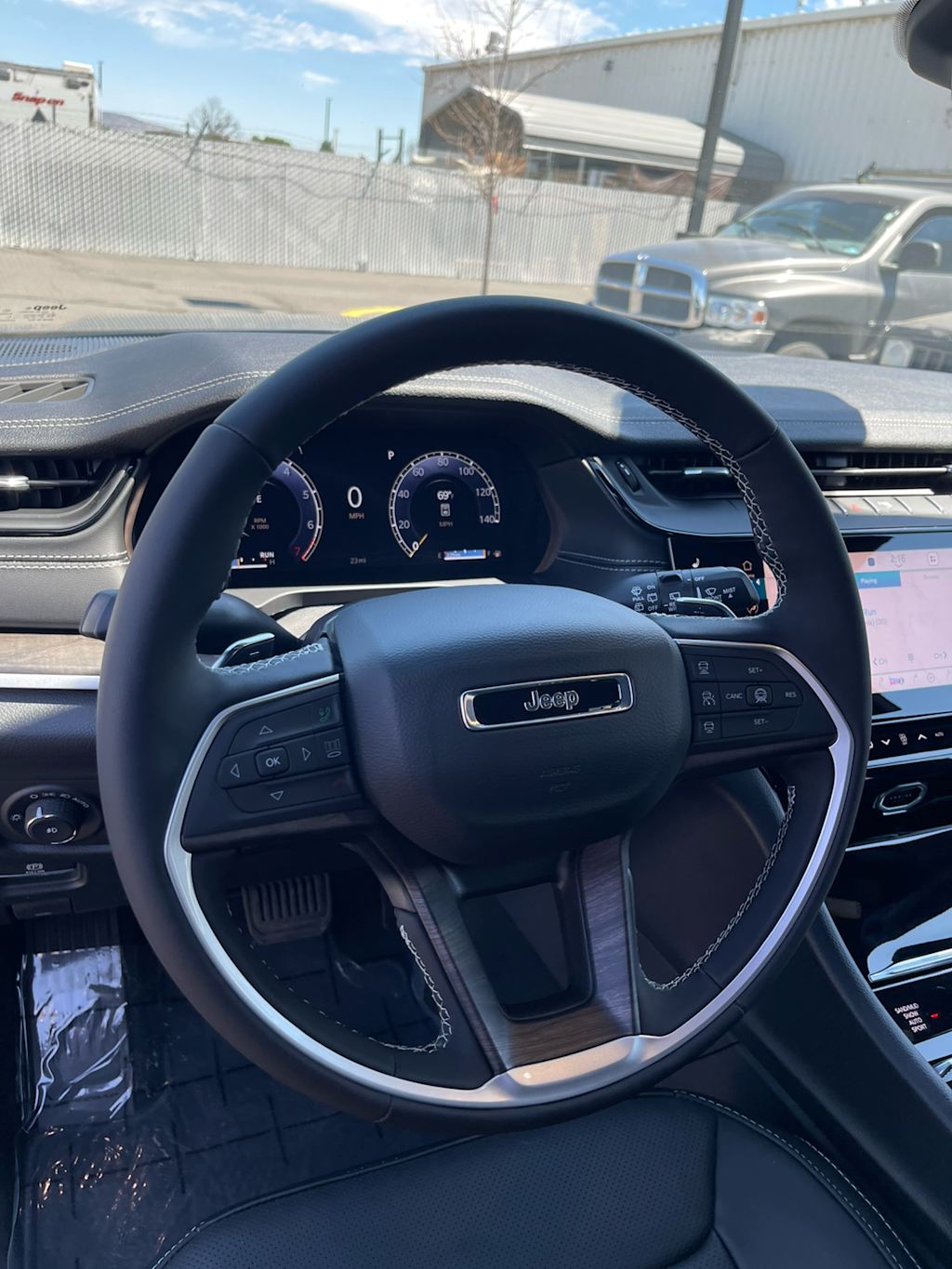 Thumbnail: 2026 Jeep Grand Cherokee L - 7