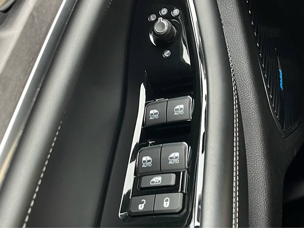 2021 Jeep Grand Cherokee L Overland 22