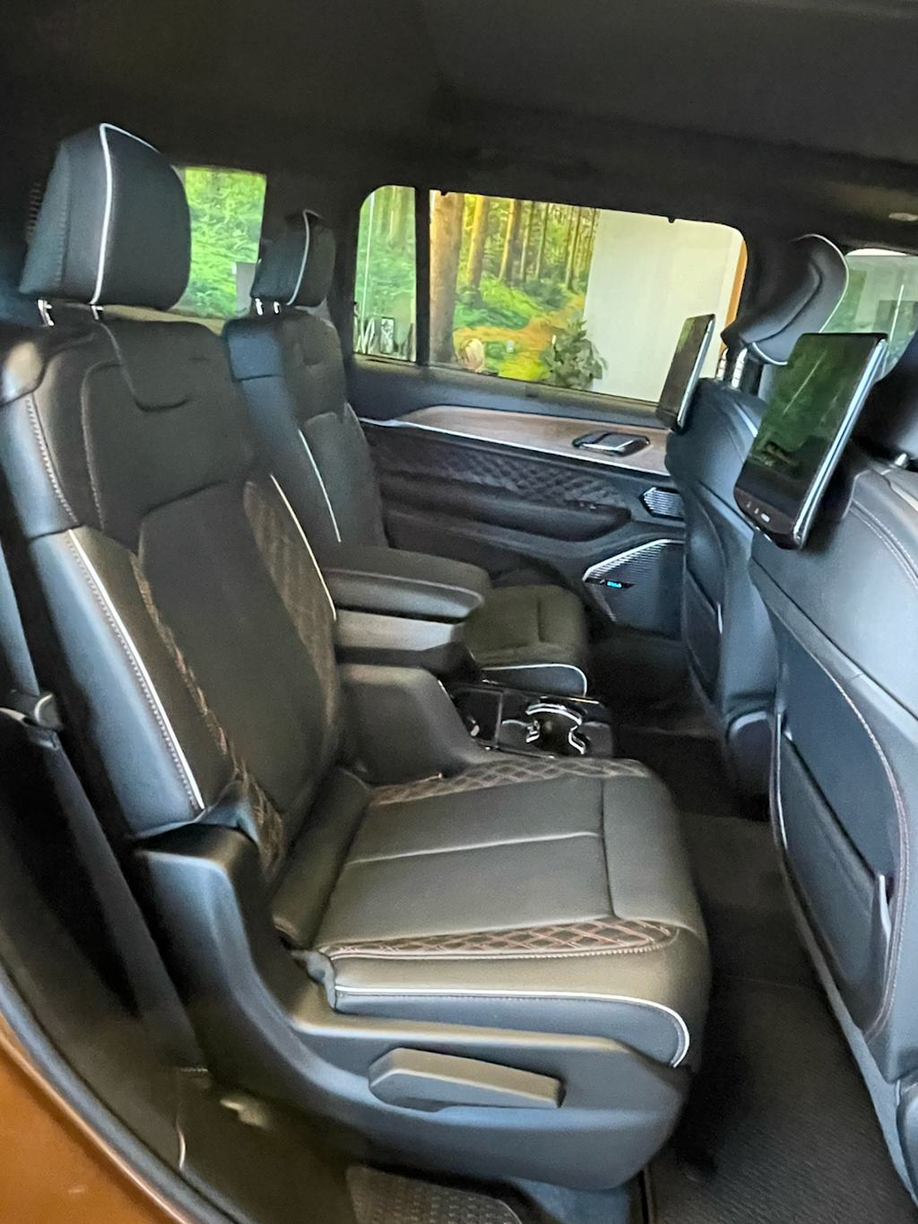 Thumbnail: 2026 Jeep Grand Cherokee L - 25