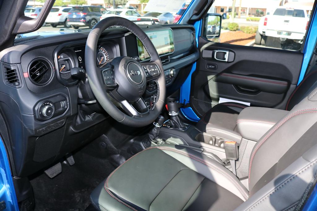 Thumbnail: 2026 Jeep Wrangler - 2