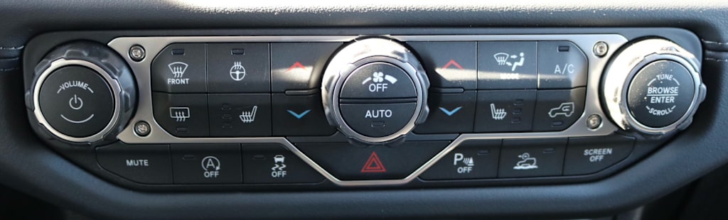 Thumbnail: 2026 Jeep Wrangler - 20