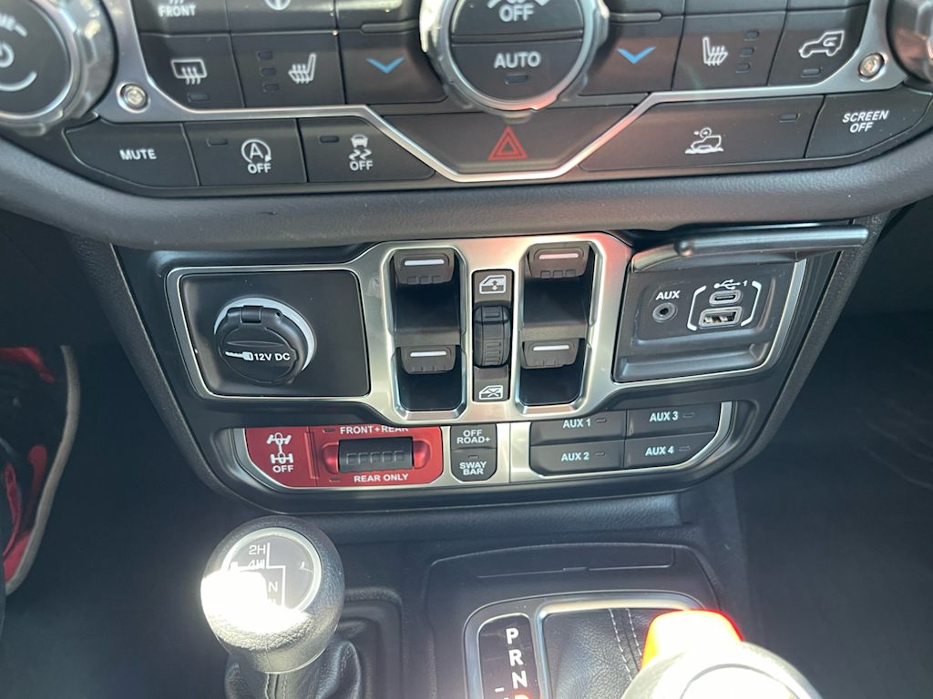 Thumbnail: 2026 Jeep Wrangler - 21