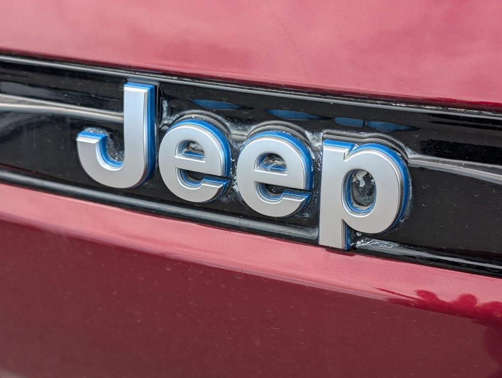 Thumbnail: 2024 Jeep Grand Cherokee - 12