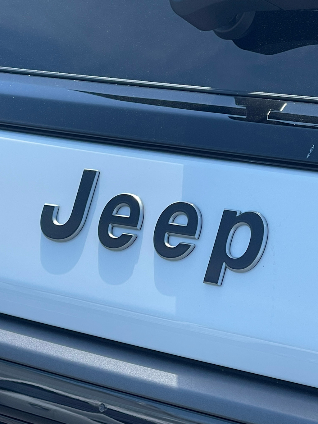Thumbnail: 2026 Jeep Grand Wagoneer L - 21
