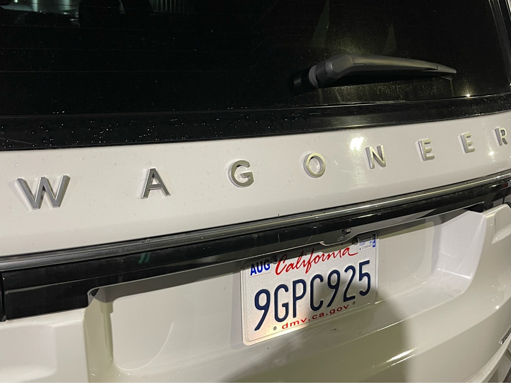 Thumbnail: 2023 Jeep Wagoneer - 5