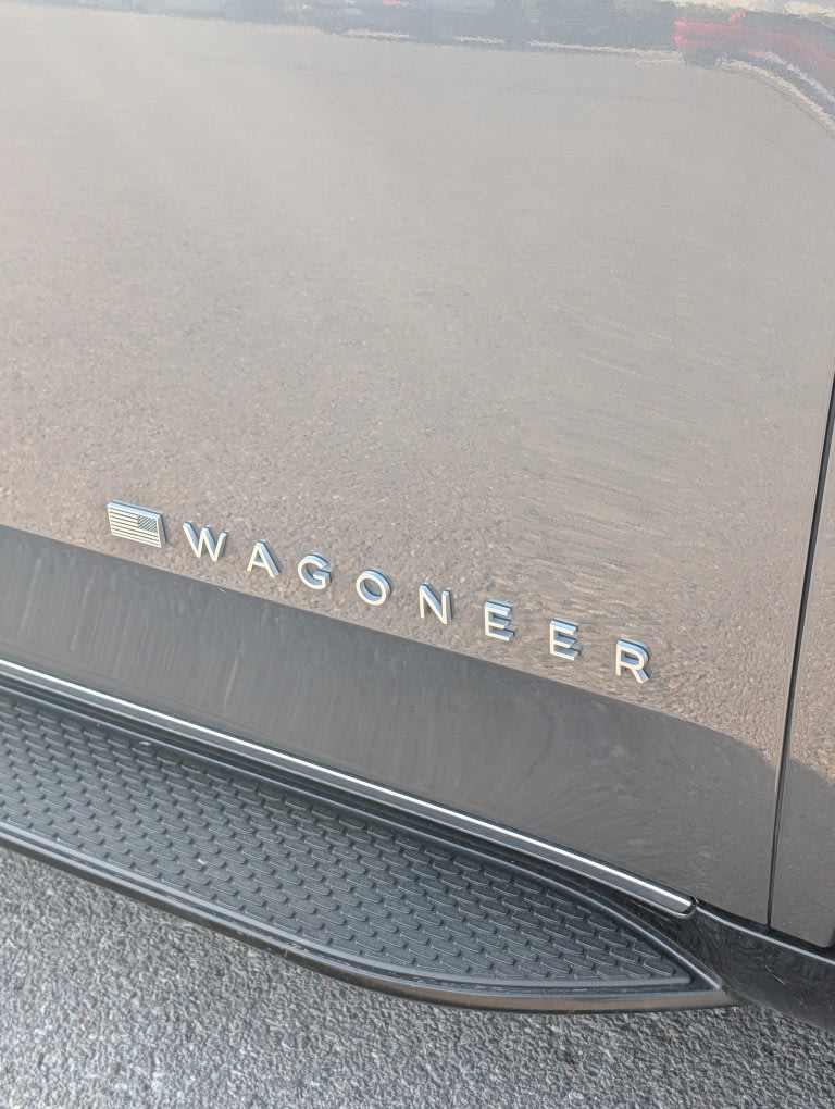 Thumbnail: 2024 Jeep Wagoneer - 15