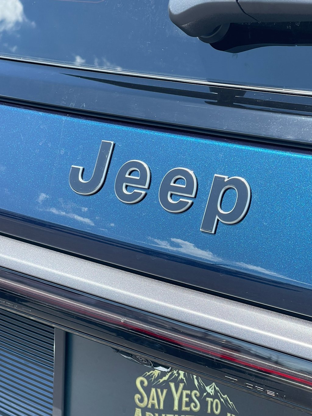 Thumbnail: 2026 Jeep Grand Wagoneer - 13