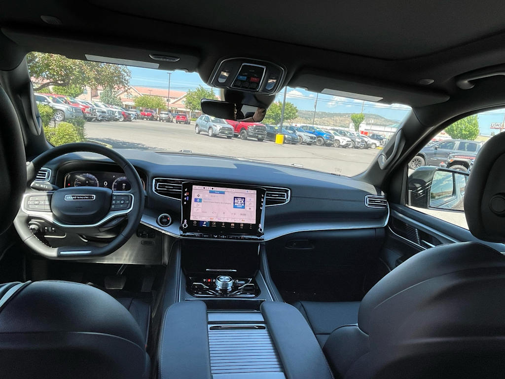 Thumbnail: 2026 Jeep Grand Wagoneer - 7
