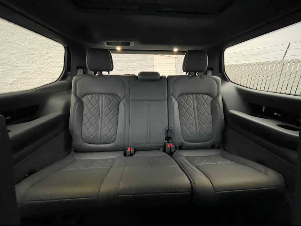 Thumbnail: 2022 Jeep Grand Wagoneer - 28