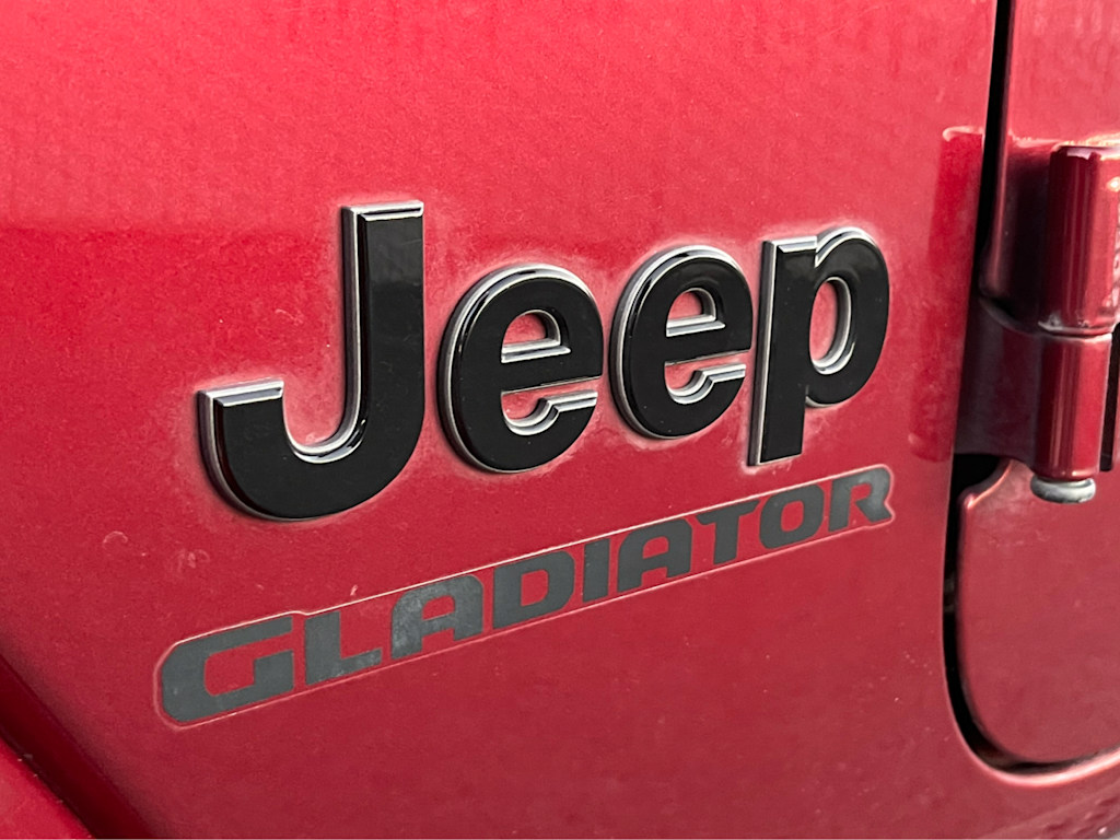 Thumbnail: 2021 Jeep Gladiator - 17