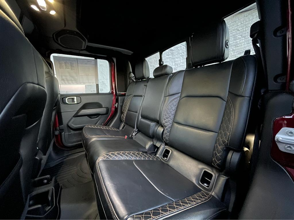 Thumbnail: 2021 Jeep Gladiator - 21