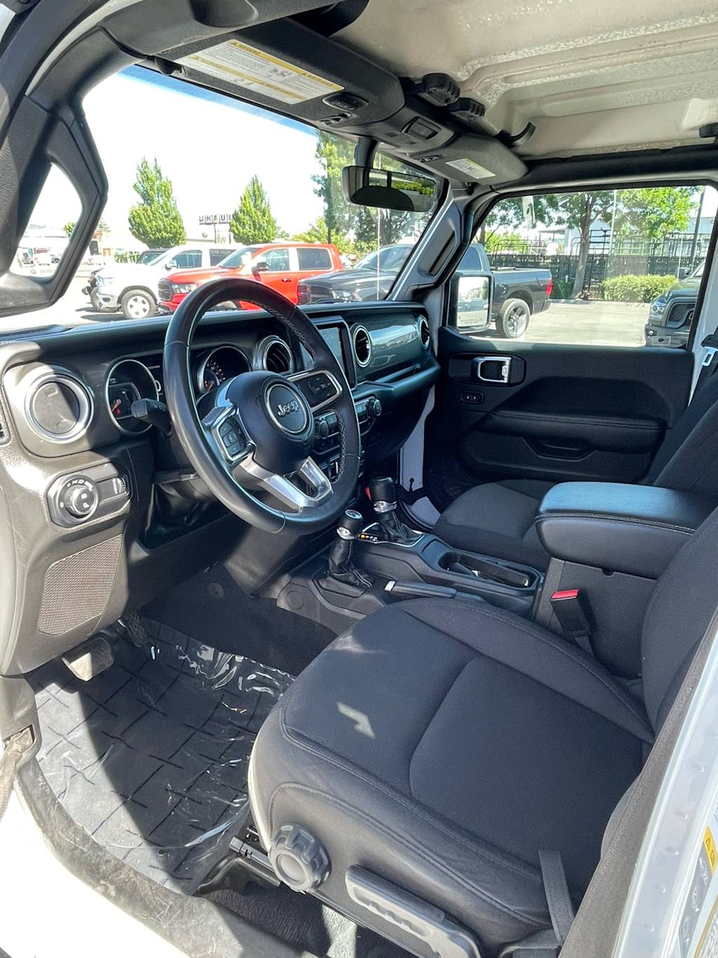 Thumbnail: 2023 Jeep Gladiator - 2