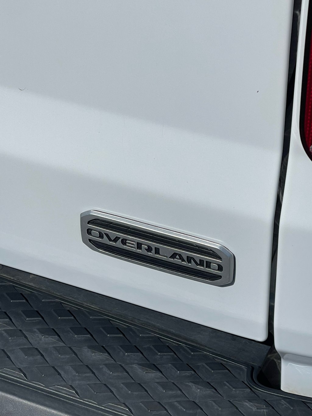 Thumbnail: 2023 Jeep Gladiator - 19