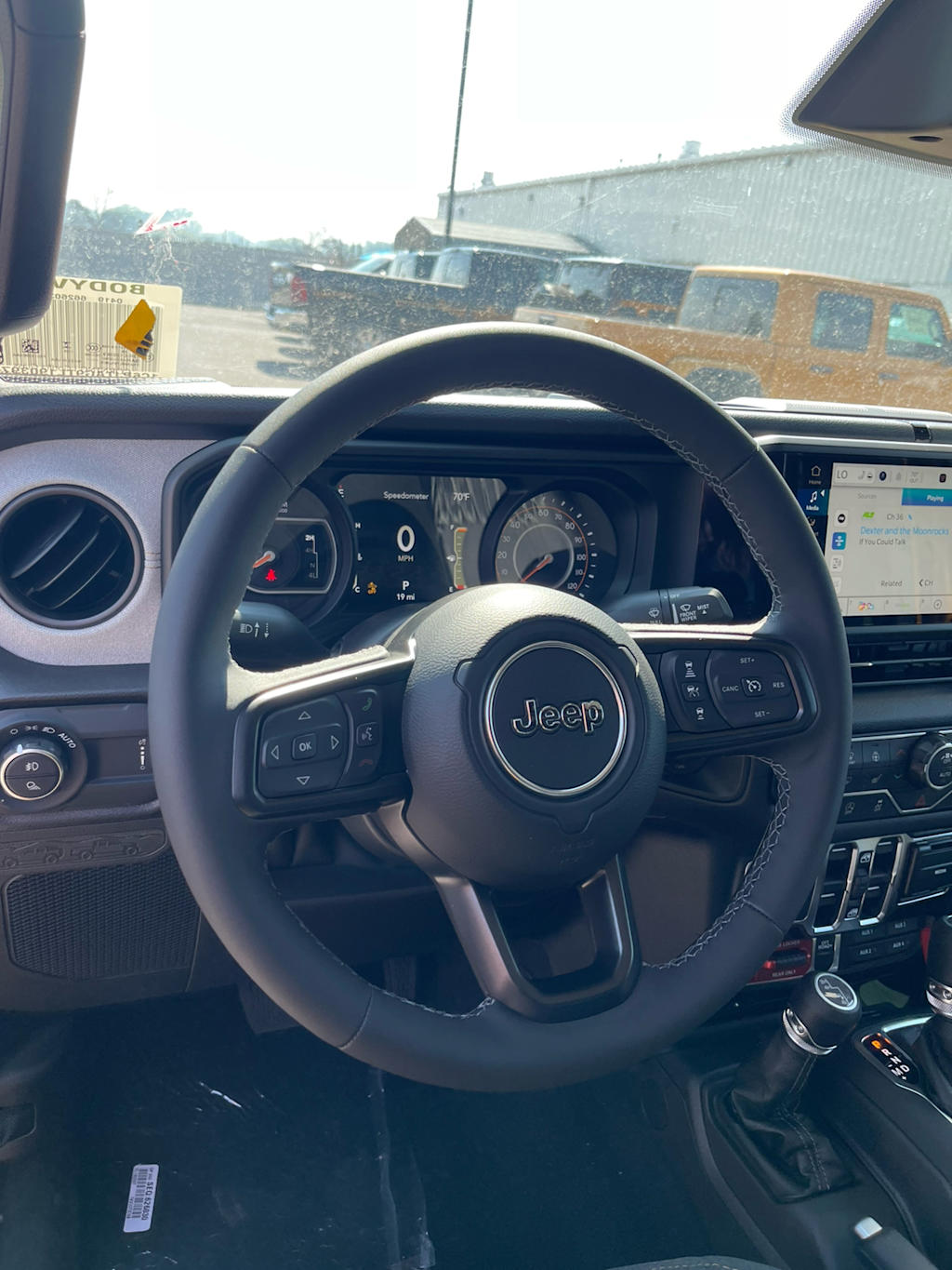 Thumbnail: 2026 Jeep Gladiator - 9