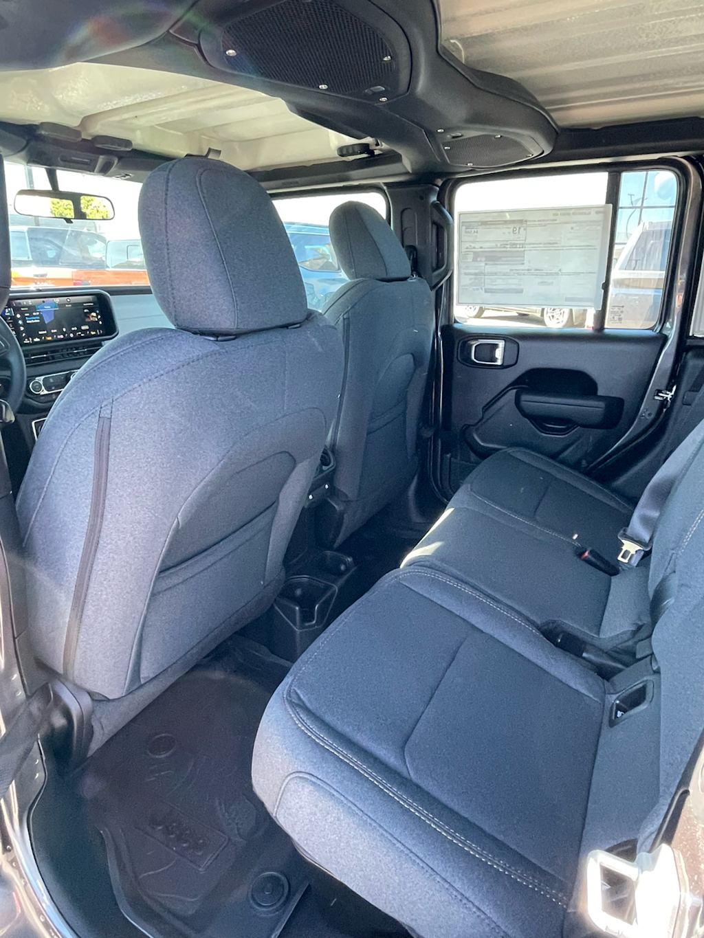 Thumbnail: 2026 Jeep Gladiator - 27