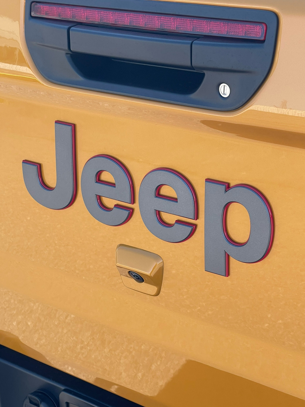 Thumbnail: 2026 Jeep Gladiator - 6