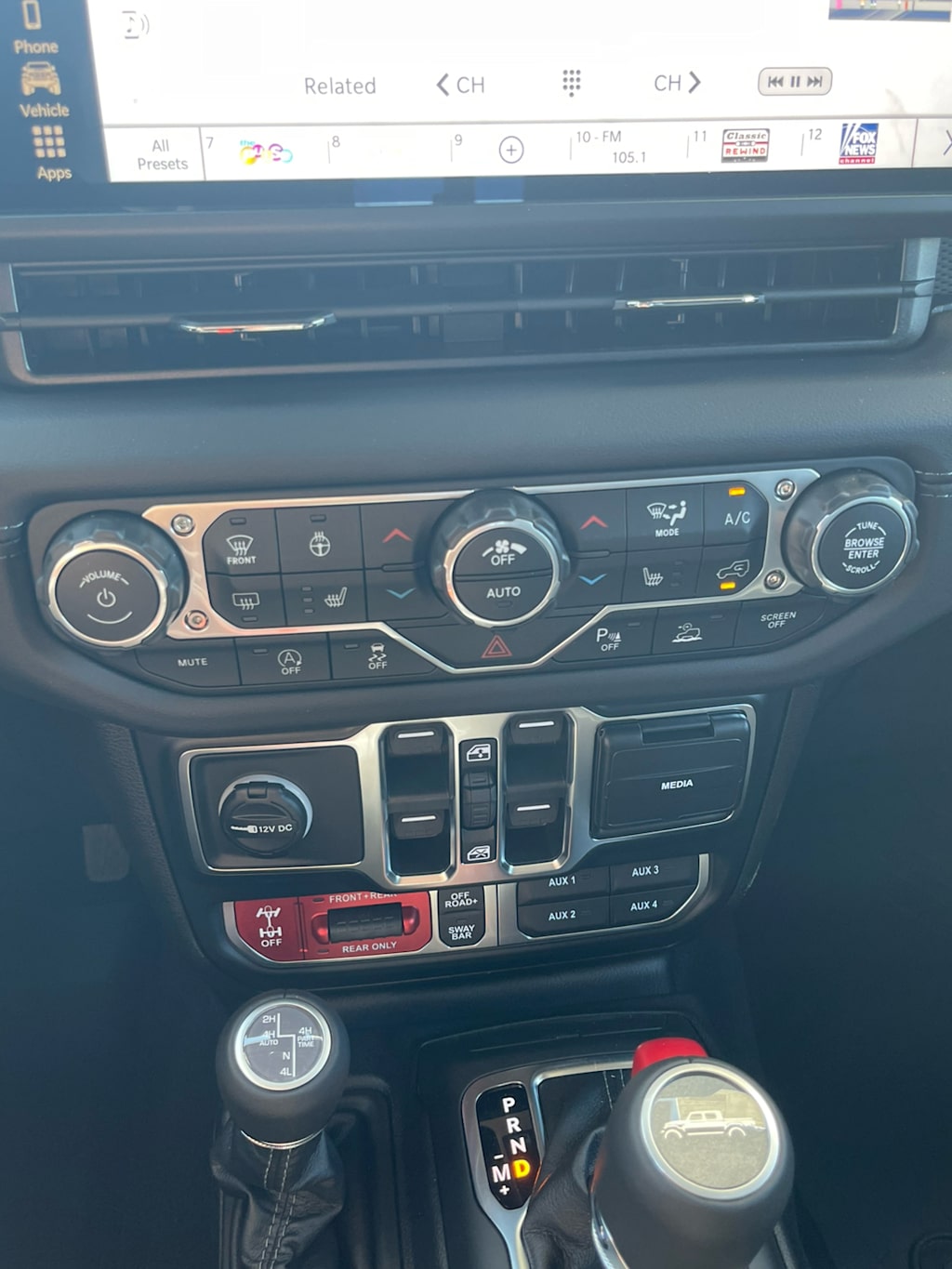 Thumbnail: 2026 Jeep Gladiator - 23