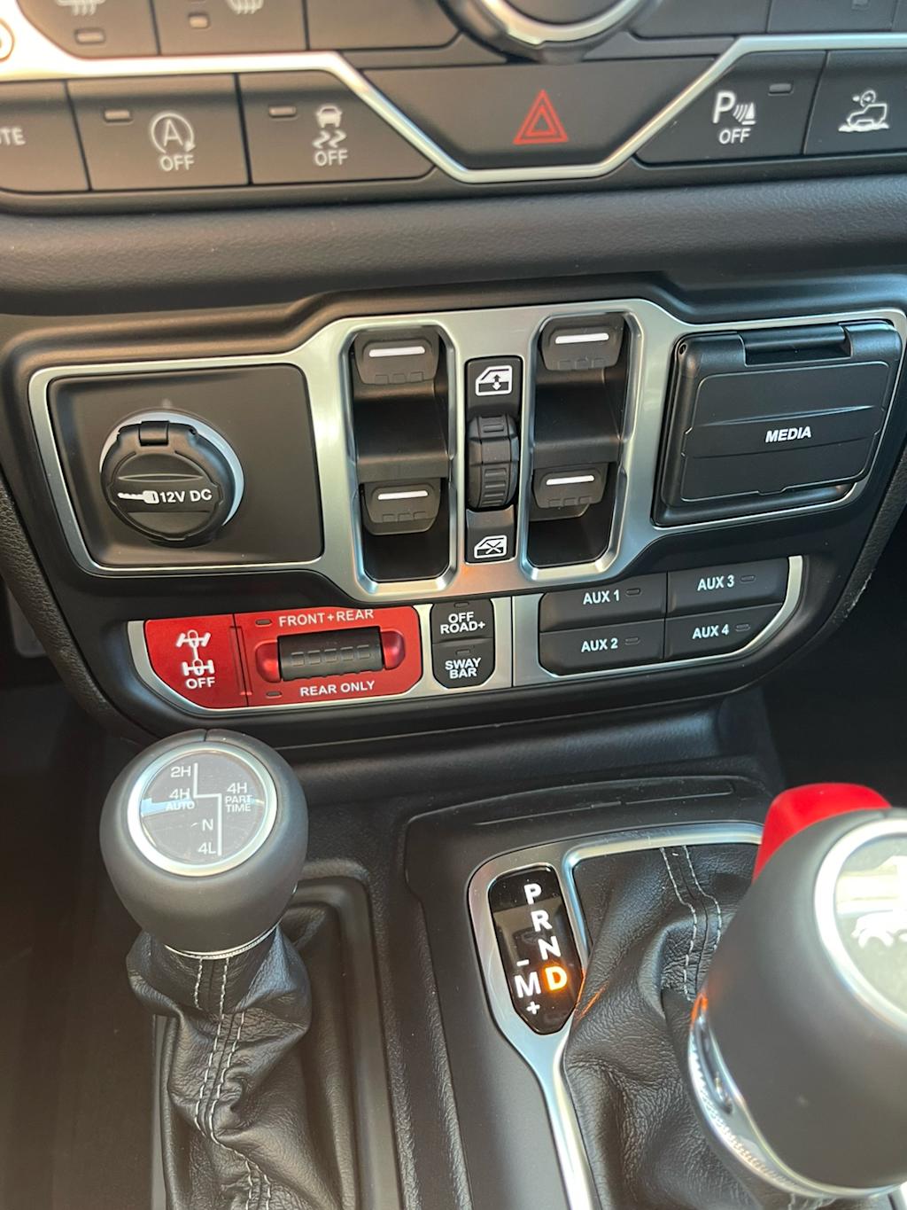 Thumbnail: 2026 Jeep Gladiator - 24