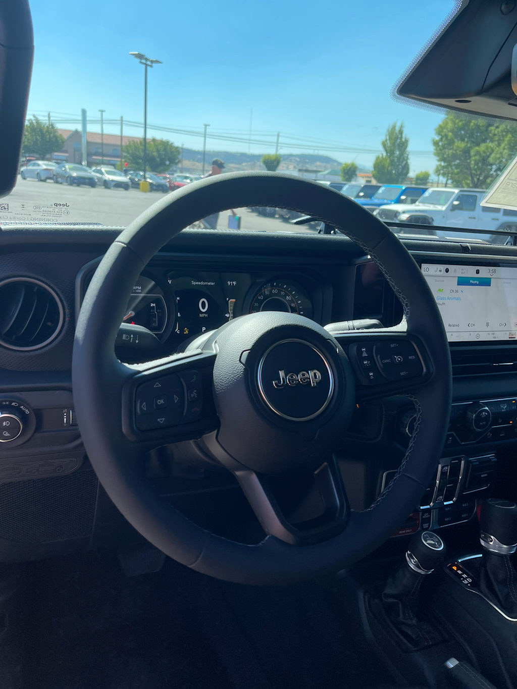 Thumbnail: 2026 Jeep Gladiator - 11