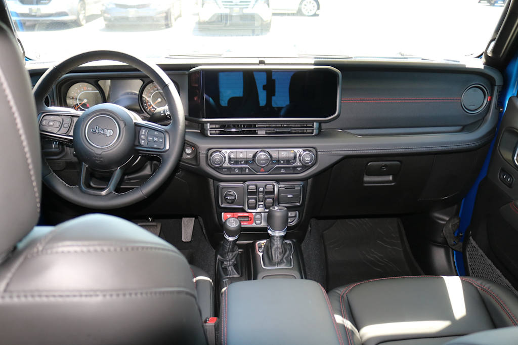 Thumbnail: 2026 Jeep Gladiator - 8