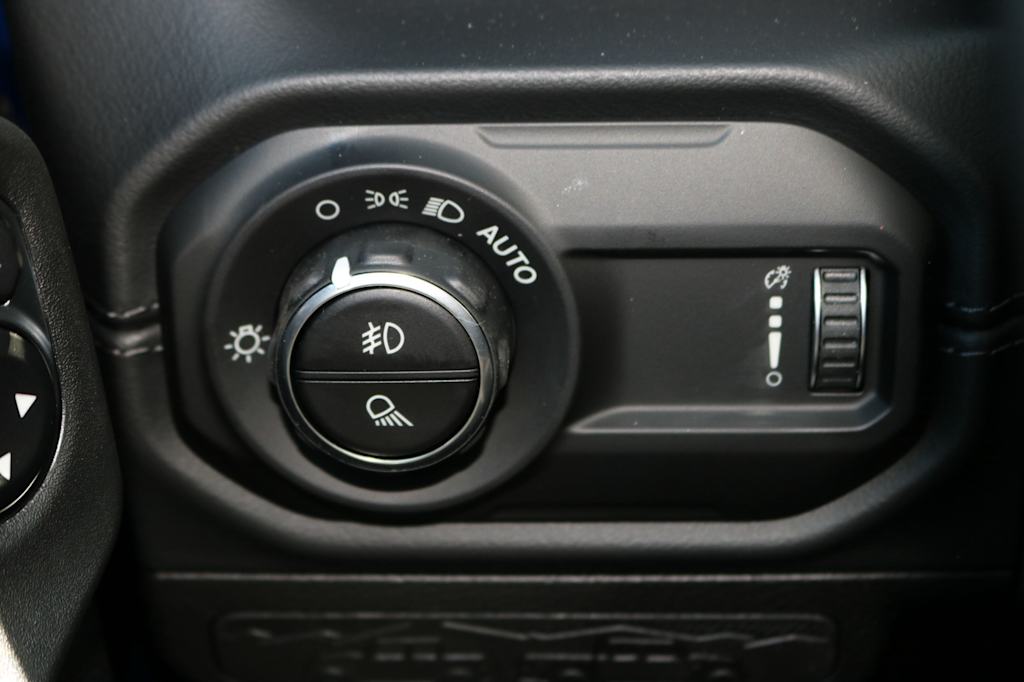 Thumbnail: 2026 Jeep Gladiator - 25