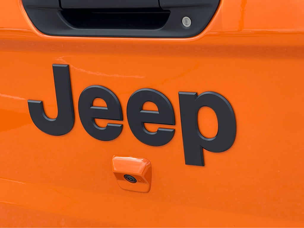 Thumbnail: 2026 Jeep Gladiator - 8