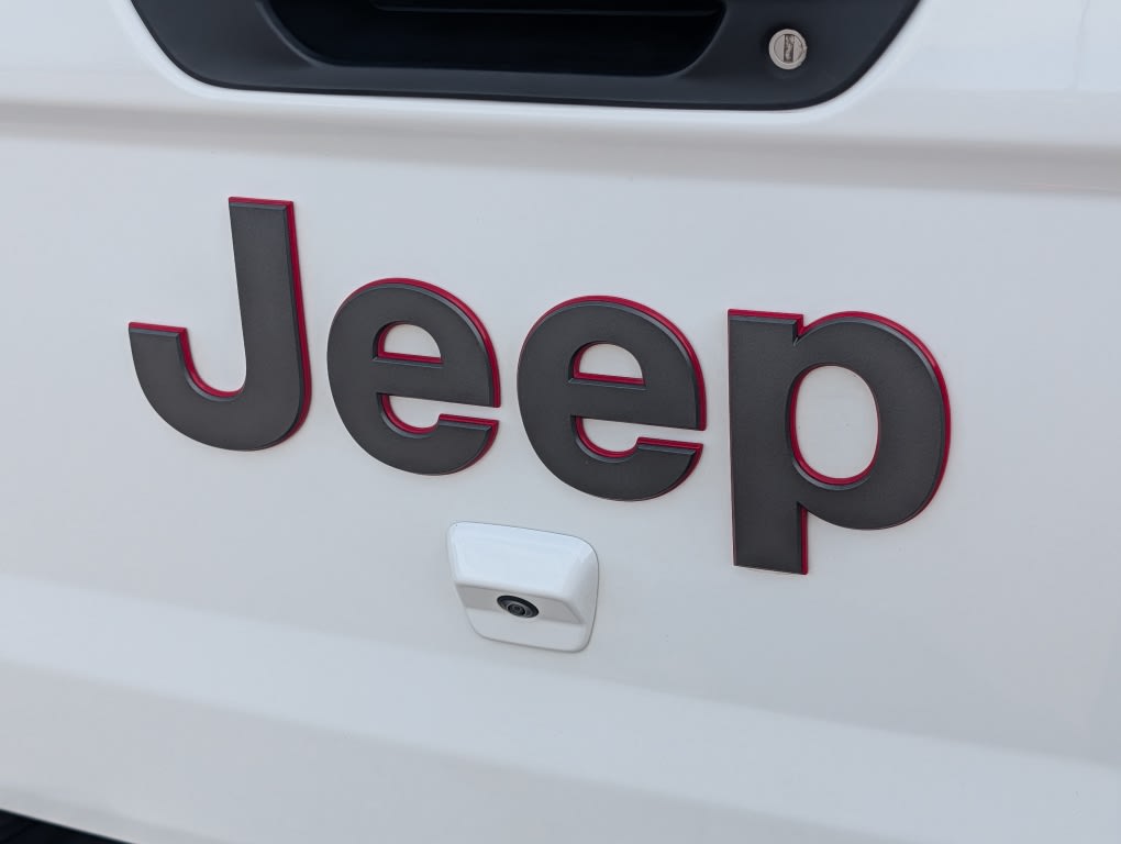 Thumbnail: 2026 Jeep Gladiator - 18