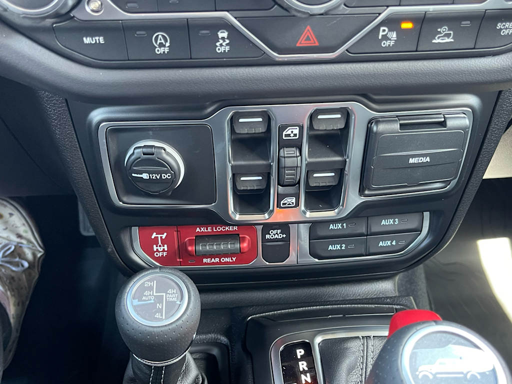 Thumbnail: 2026 Jeep Gladiator - 23