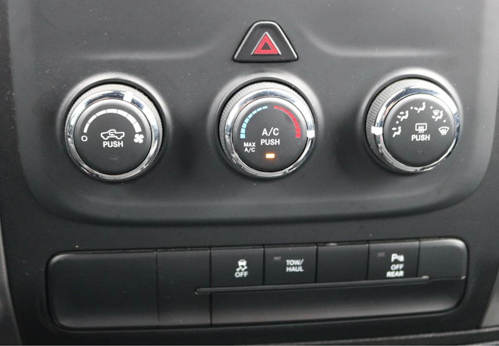 Thumbnail: 2024 RAM 1500 - 23