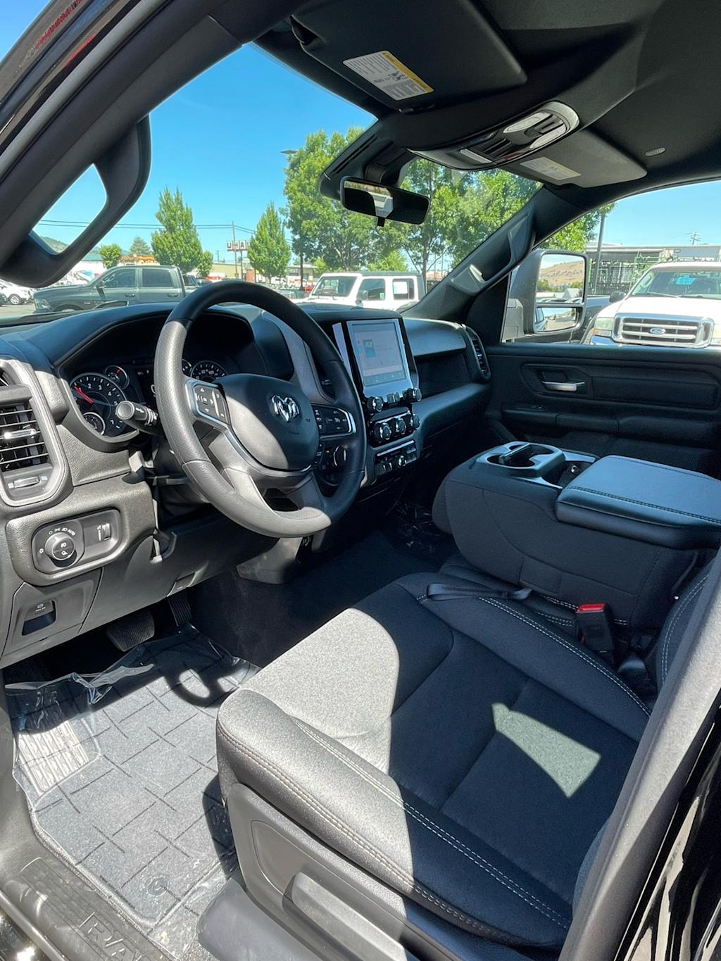 Thumbnail: 2026 RAM 1500 - 2