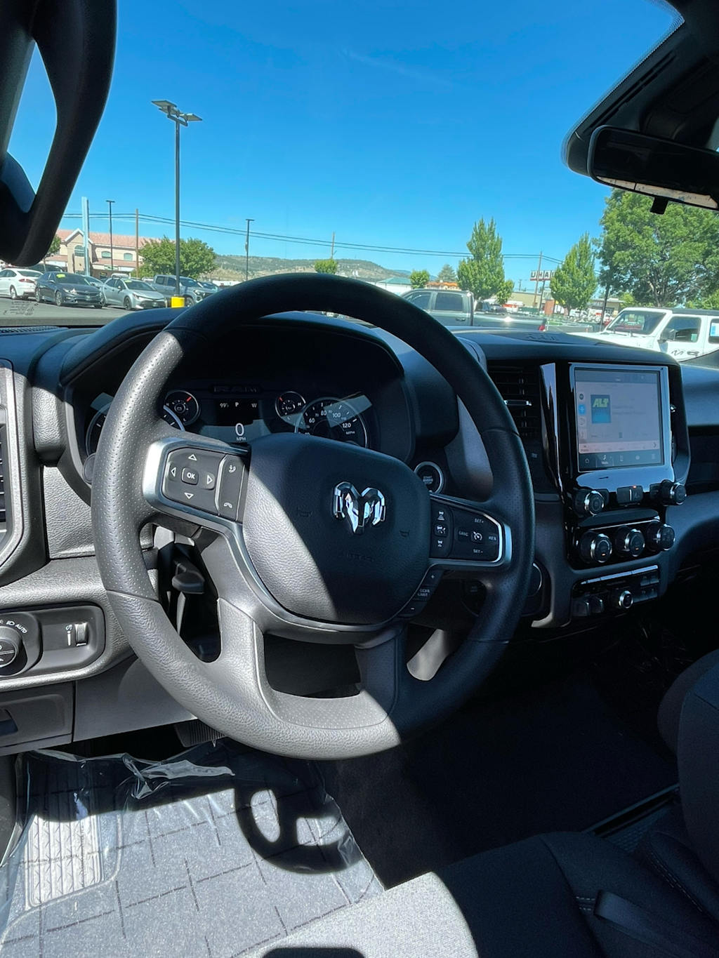 Thumbnail: 2026 RAM 1500 - 12