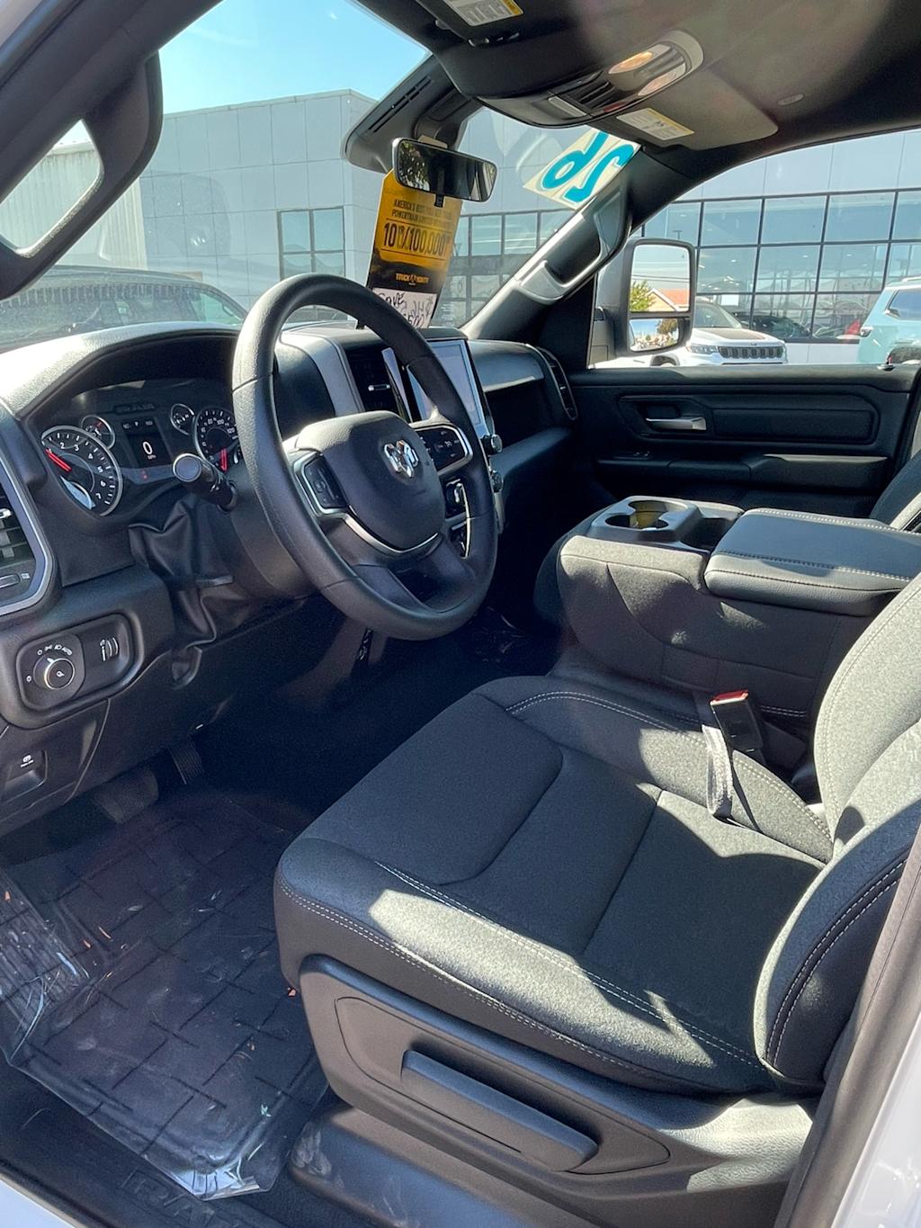 Thumbnail: 2026 RAM 1500 - 2
