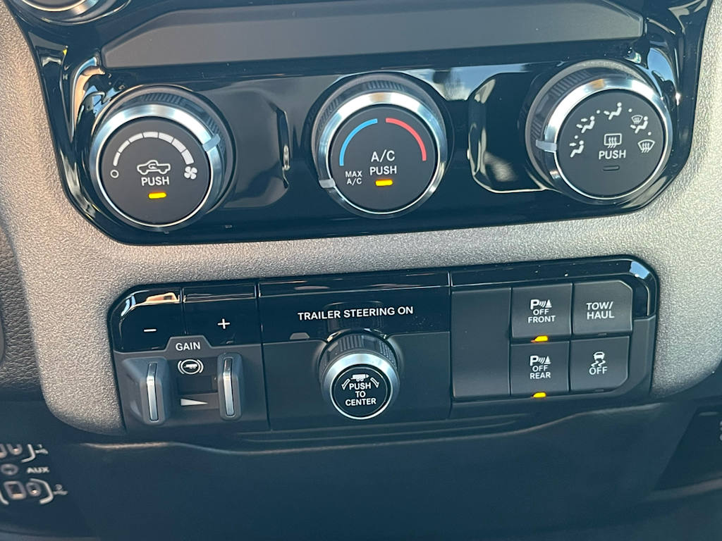 Thumbnail: 2026 RAM 1500 - 23