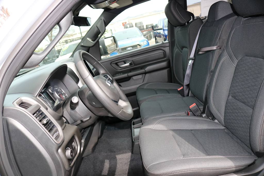 Thumbnail: 2026 RAM 1500 - 9