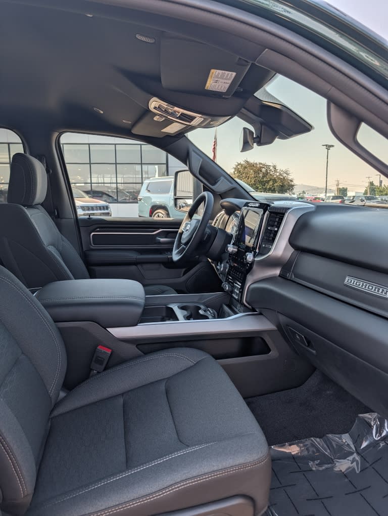 Thumbnail: 2026 RAM 1500 - 10
