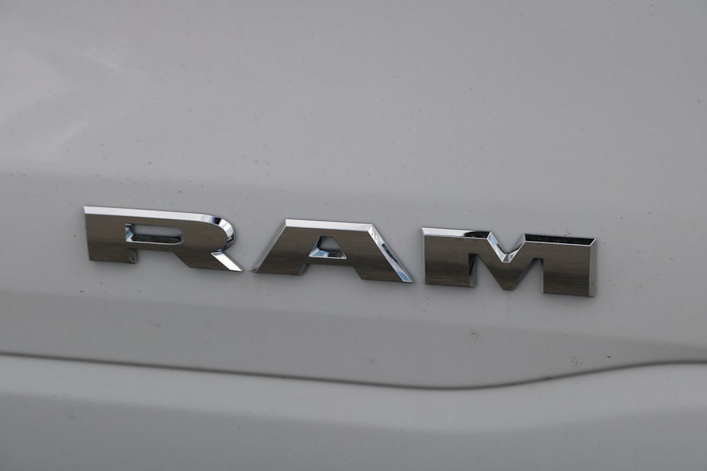 Thumbnail: 2026 RAM 1500 - 18