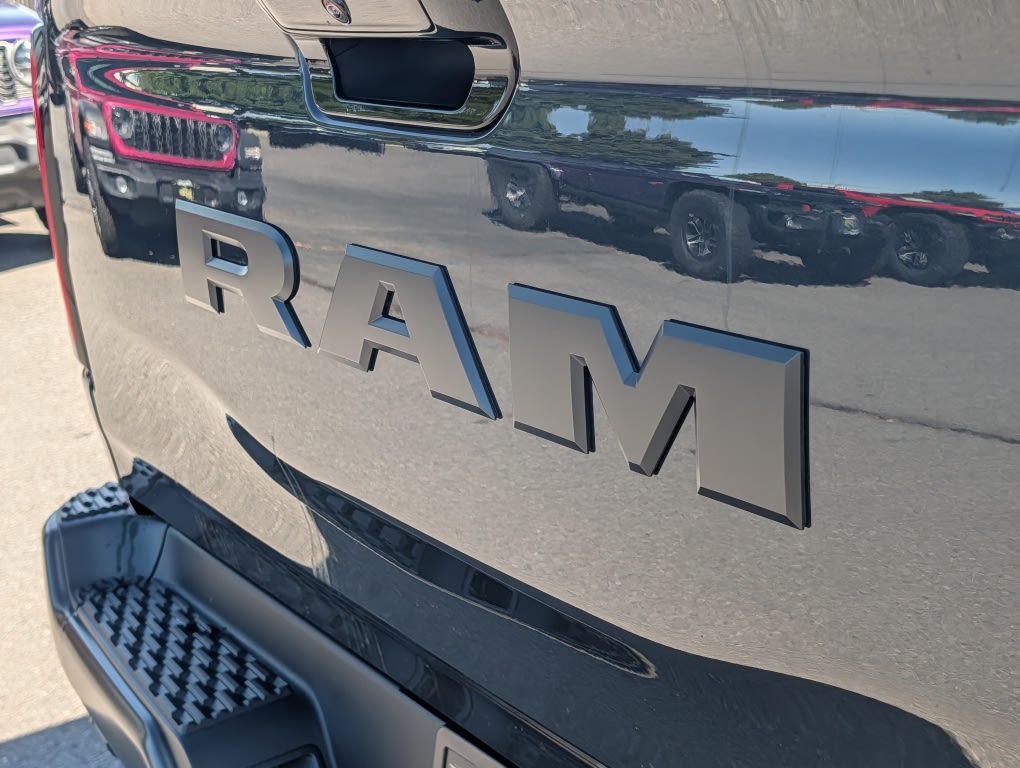Thumbnail: 2026 RAM 1500 - 6