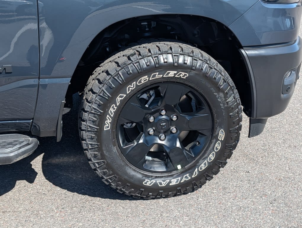 Thumbnail: 2026 RAM 1500 - 7