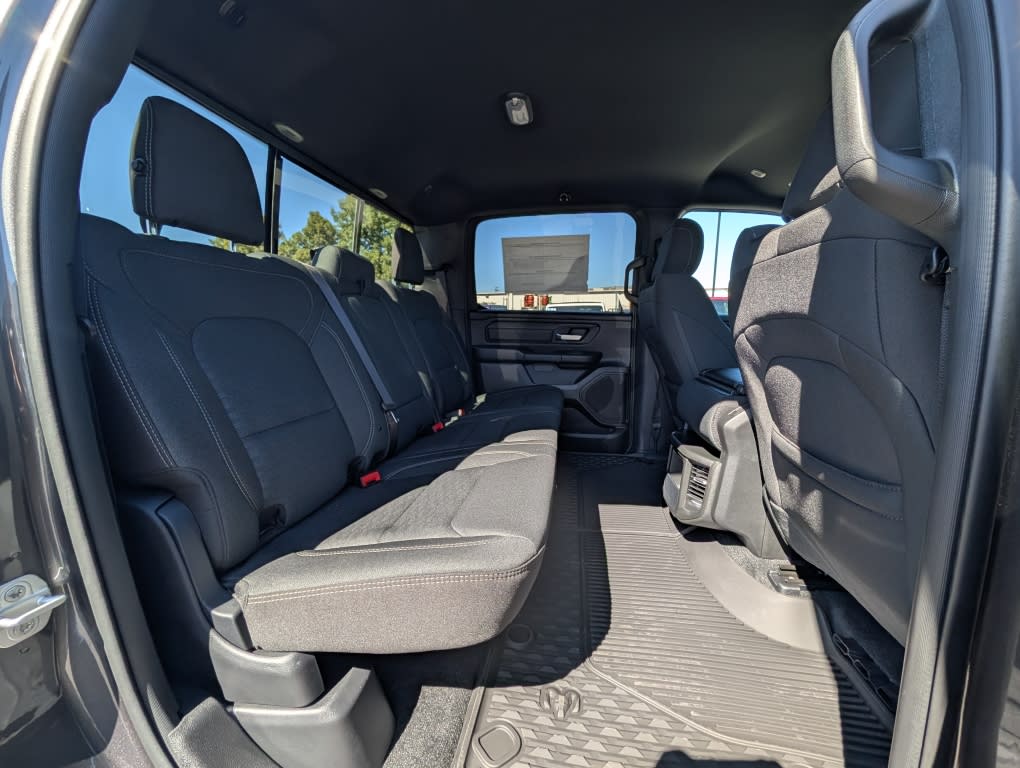 Thumbnail: 2026 RAM 1500 - 11