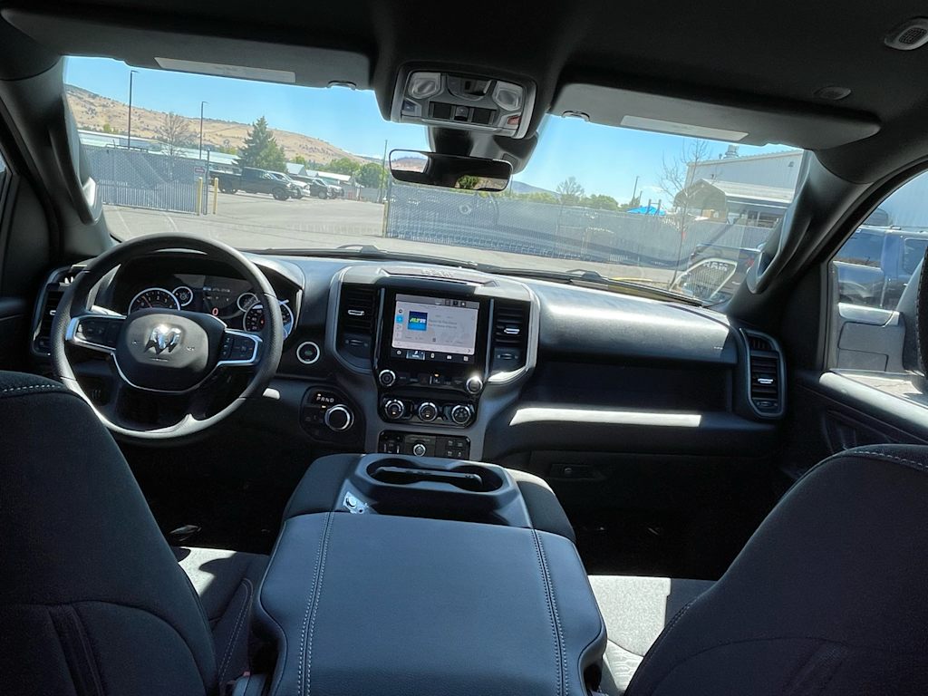 Thumbnail: 2026 RAM 1500 - 2