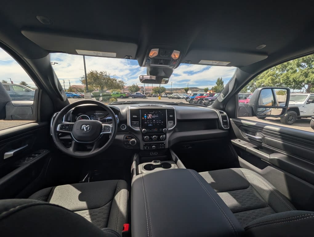 Thumbnail: 2026 RAM 1500 - 7