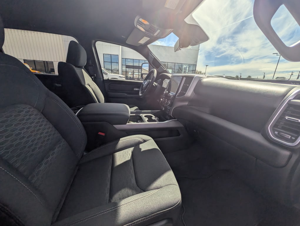 Thumbnail: 2026 RAM 1500 - 8