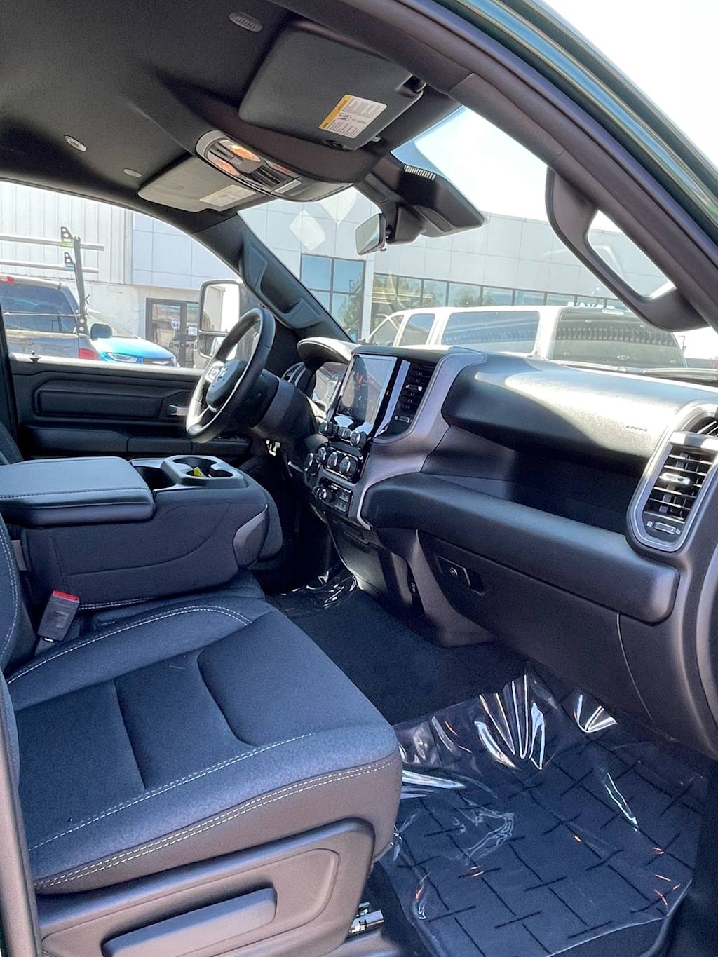 Thumbnail: 2026 RAM 1500 - 10