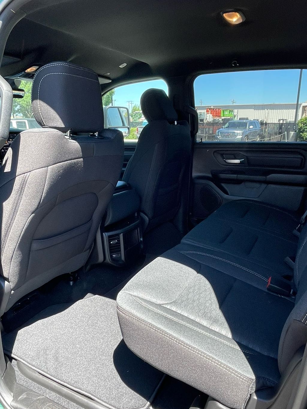 Thumbnail: 2026 RAM 1500 - 28