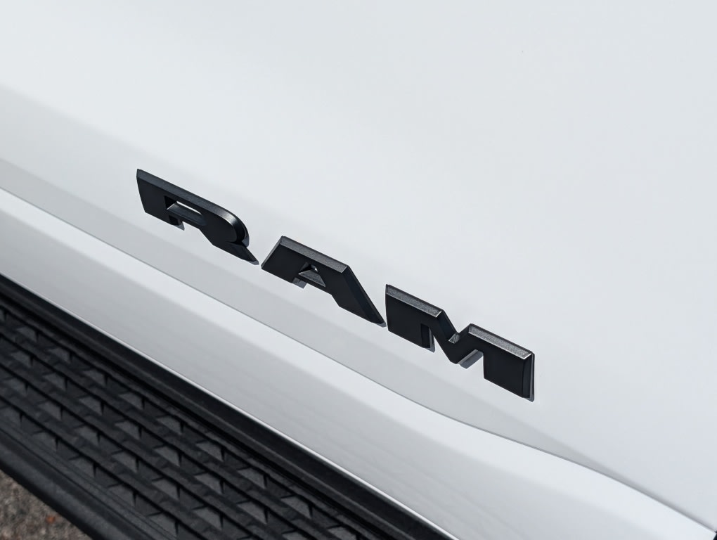 Thumbnail: 2026 RAM 1500 - 18