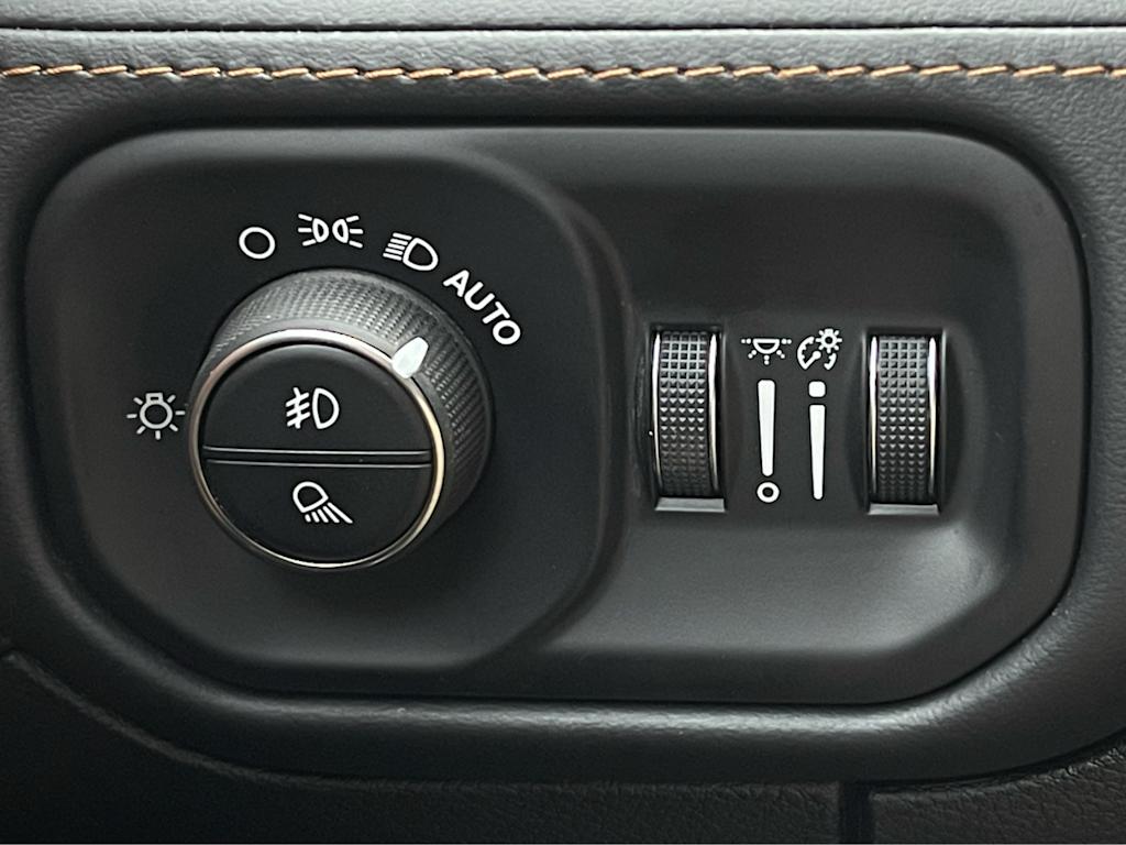 2023 RAM 1500 Longhorn 22